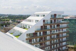 Exterior - Spacious One Bedroom Apartment @ Signature (Accra)