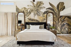 Room - Scottsdale Luxury Villa w/ Pool, Hot Tub, Pickleball, Mini-Golf, Basketball (Scottsdale)