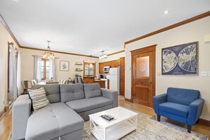 Fernseher, Kamin