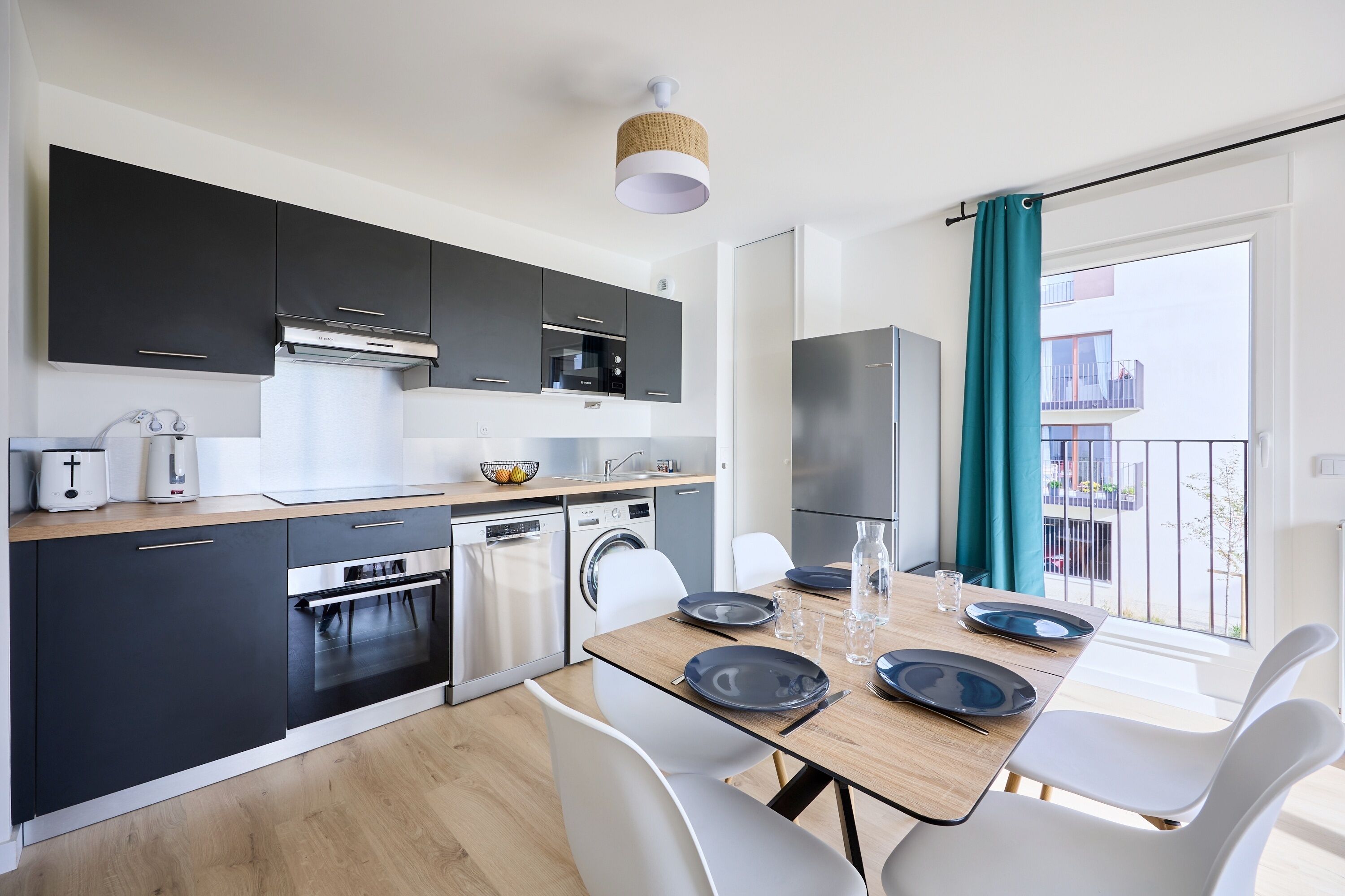 Fridge, microwave, oven, dishwasher