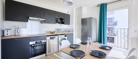 Fridge, microwave, oven, dishwasher