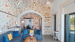 Living area - Villa Resi, Vamos, Private Pool, Sea View-5 minutes to the beach! (Chania)