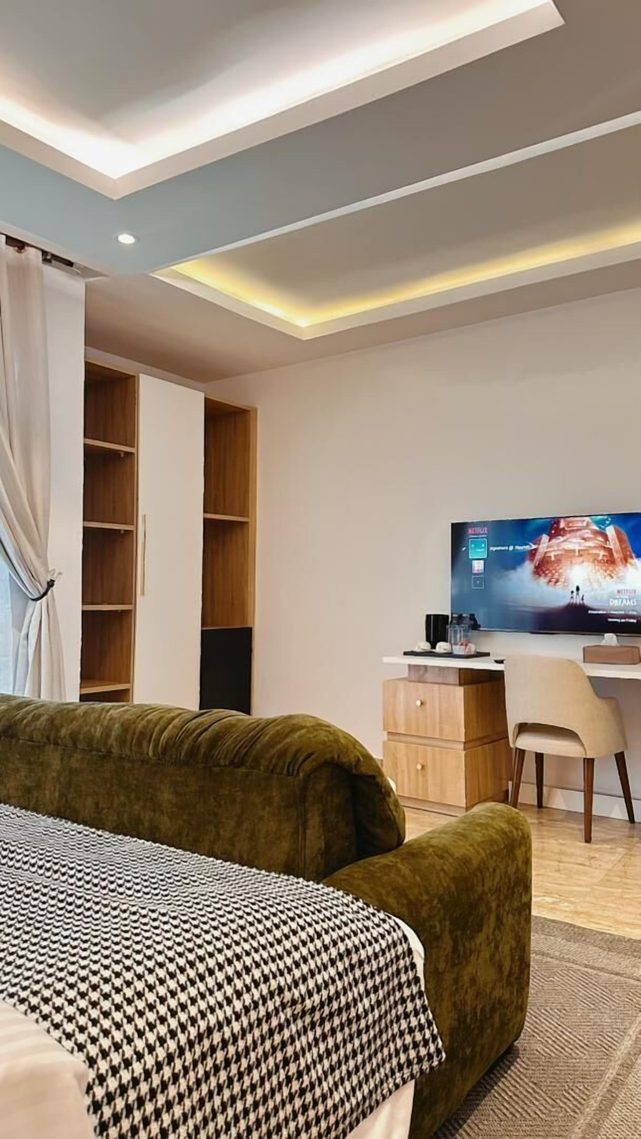 Luxury Room | In-room safe, desk, laptop workspace, free WiFi