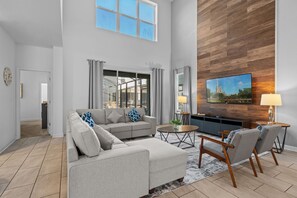 Smart TV, foosball - Family 5BR w/ Pool & Grill Near Disney Magic (Kissimmee)