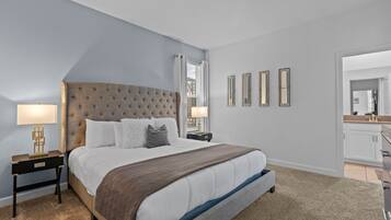 Schreibtisch, Bügeleisen/Bügelbrett, Reisekinderbett, kostenloses WLAN