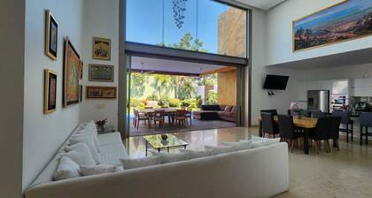 "La Roca" Beautiful house in gated community with private pool in Cuernavaca