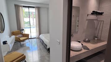 Deluxe Double or Twin Room, Pool View | Free WiFi