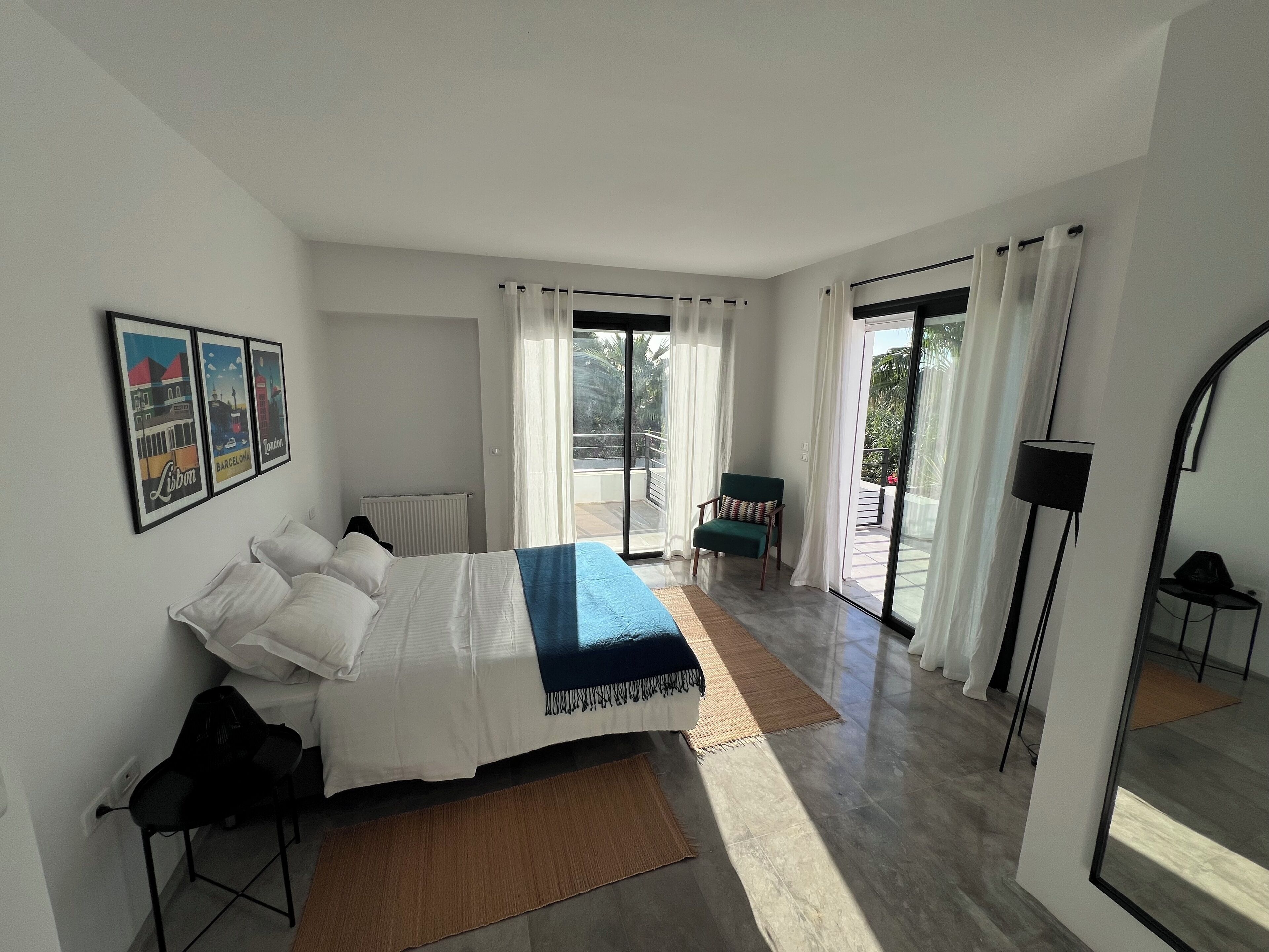 ห้องดีลักซ์ดับเบิล, ระเบียง, วิวสระว่ายน้ำ | Wi-Fi ฟรี