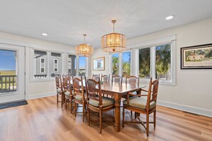 Dining - The Bear's Lair by SeaBreeze Elite Properties (Sunset Beach)
