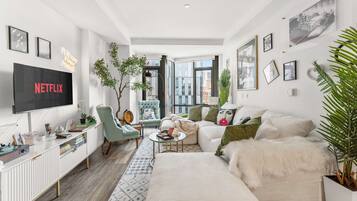 TV, fireplace, offices