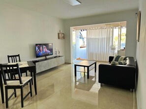 TV