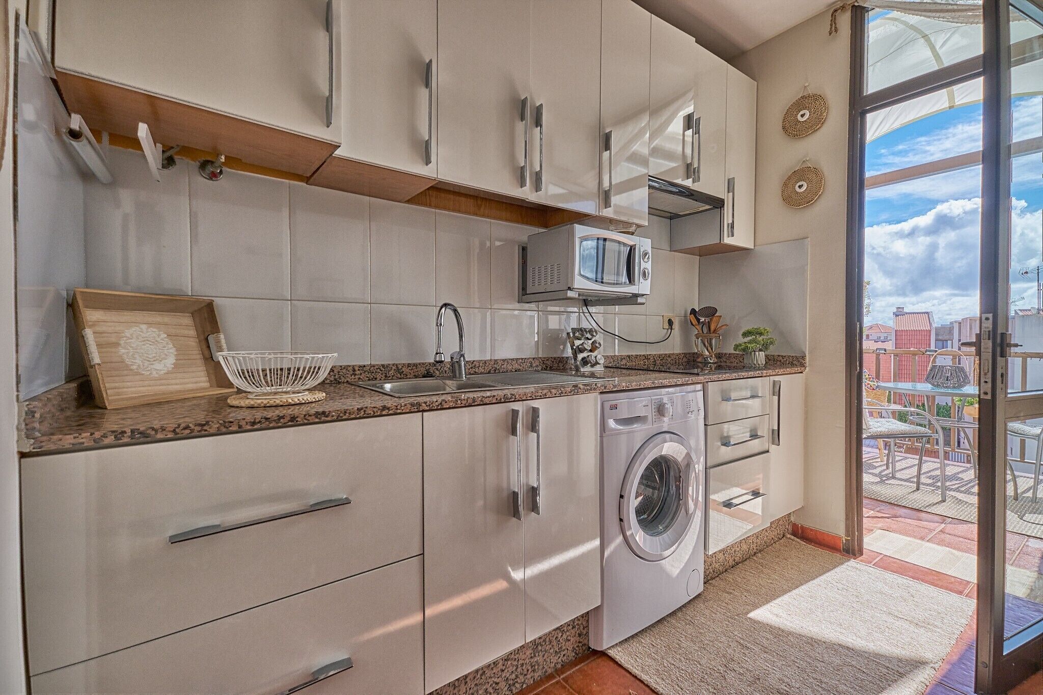 冰箱、微波炉、炉灶、茶具/咖啡用具