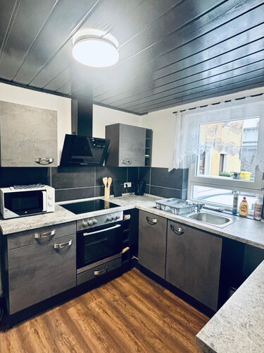 Double room 4 "Focus" - Suhitha's Gästehaus Villingen-Schwenningen