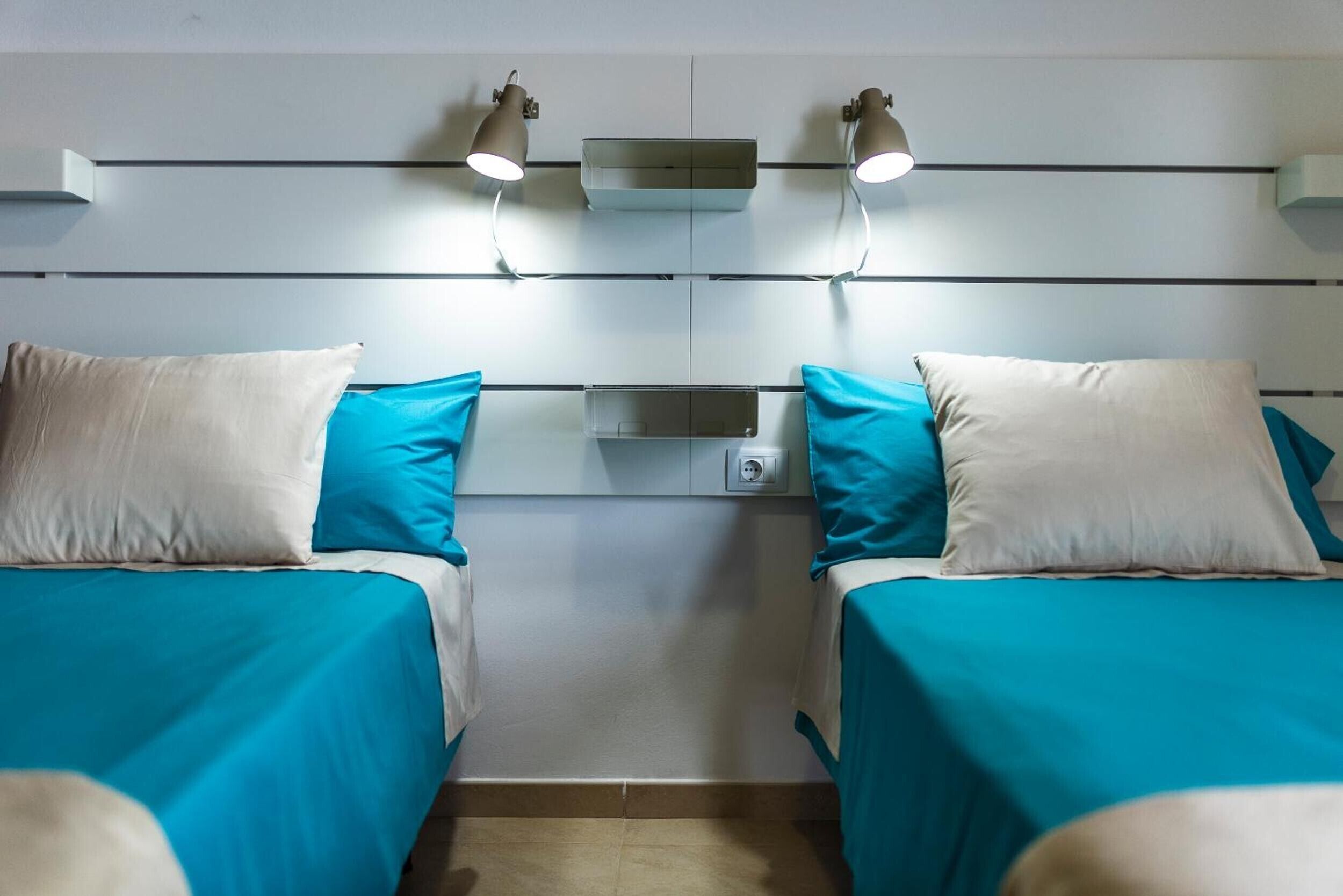 Fer et planche à repasser, Wi-Fi, draps fournis