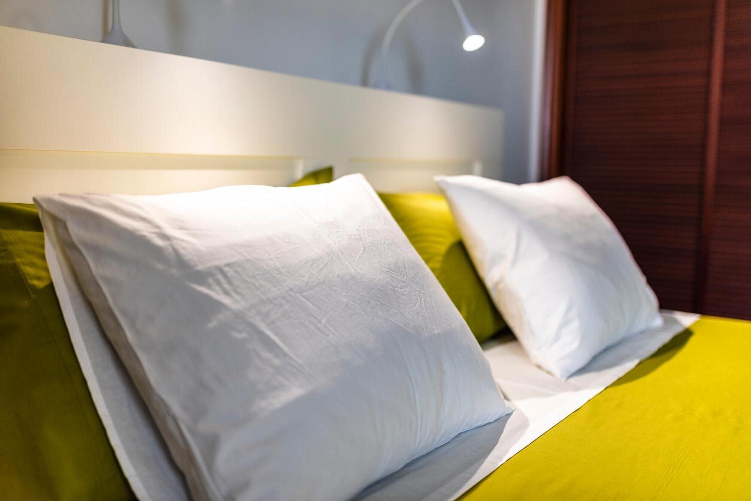 Strygejern/strygebræt, Wi-Fi, sengetøj