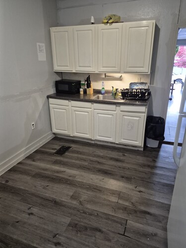 Room for rent in a friendly home in lewistown.