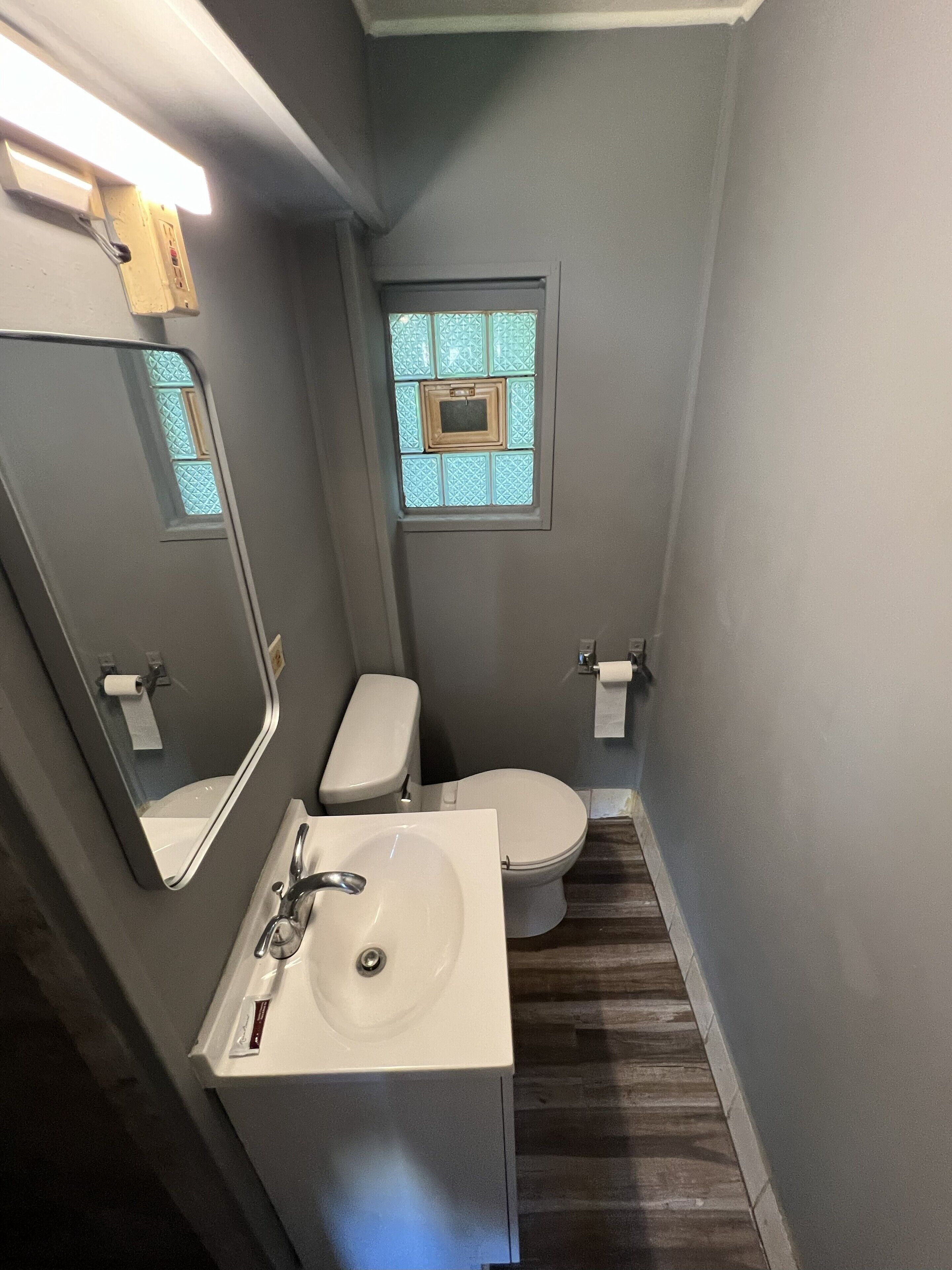 豪華客房, 1 張標準雙人床, 非吸煙房 | 浴室 | 淋浴設備、提供毛巾、番梘、洗頭水