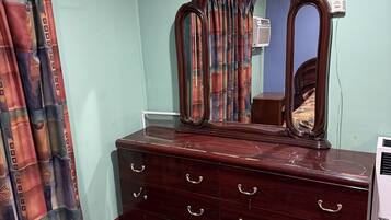 Standard Room, 2 Katil Ratu (Queen), Non Smoking | Wi-fi percuma