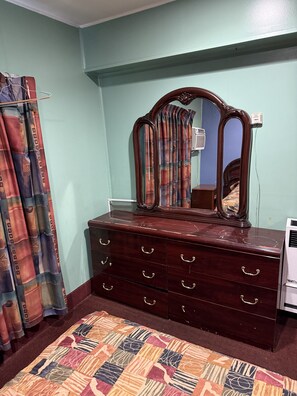 Phòng Tiêu chuẩn, 2 giường cỡ queen, không hút thuốc | Truy cập Internet không dây miễn phí 