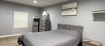 By The Way Motel Lake Bluff