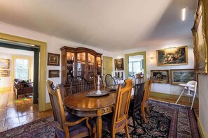 تناول الطعام