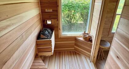 Private Luxurious Canal Estate