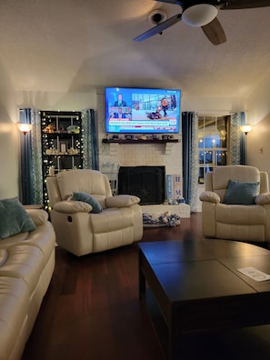 Smart TV - Gulf Park Paradise (Ocean Springs)