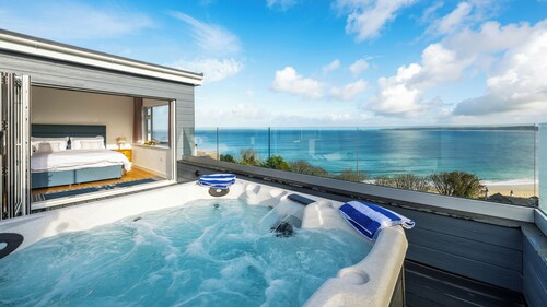 1 Moonrakers - Three Bedroom House, Sleeps 6