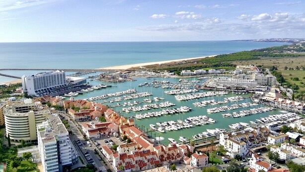 Puerto deportivo