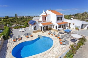 Pool - Villa Eira by Villa Plus (Praia do Carvoeiro)