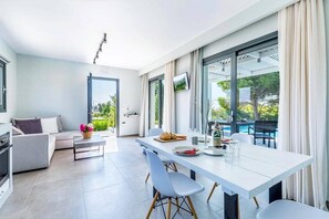 Interior - Villa La Mer by Villa Plus (Ionian Islands)