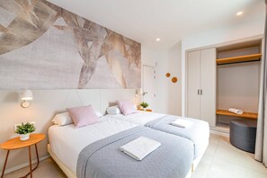 Iron/ironing board, free WiFi, bed sheets - Villa Iraya by Villa Plus (Playa Blanca)
