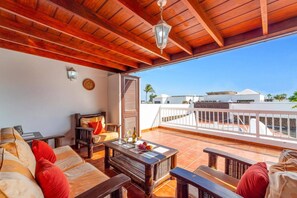 Property grounds - Villa Victoria Lanzarote by Villa Plus (Playa Blanca)