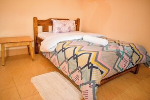 Deluxe Apartment | Free WiFi, bed sheets