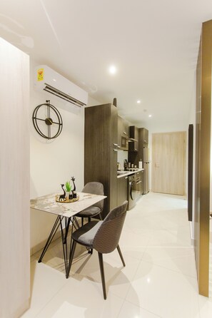 Interior - Modern Executive Studio Apartment at Lennox (Accra)