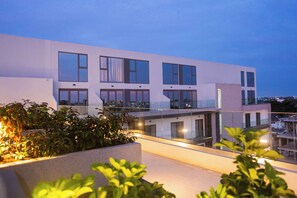Exterior - Modern Executive Studio Apartment at Lennox (Accra)