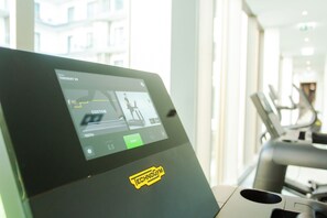 Fitness facility - Modern Executive Studio Apartment at Lennox (Accra)