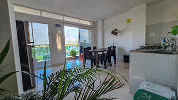 Comfort Double Room | Dining