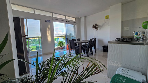 Comfort Double Room | Dining - Apartahotel Sueños Libres Necocli  (Necoclí)