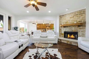 TV, fireplace, offices