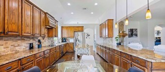 Resort-Style Luxury Oasis | PingPong | Sleeps 16+