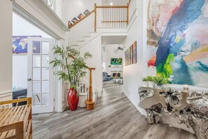 Interior - Luxurious | Pool Oasis | PS5 | 5BR 4 BA | Aquarium (Richardson)