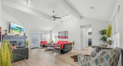 Perfect Plano w/Pool /4 BDR | PingPong Air Hockey