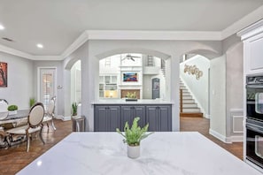 Interior - Botanical Oasis Resort 5BR 5BA PingPong Sleeps 20+ (McKinney)