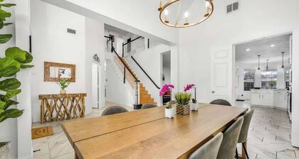 Grand Retreat | Golf PingPong PS5 Pool Sleeps 14