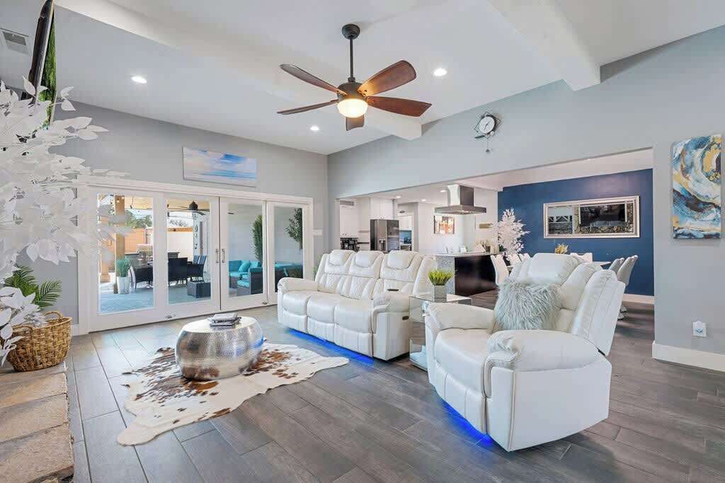 Televisión, oficina