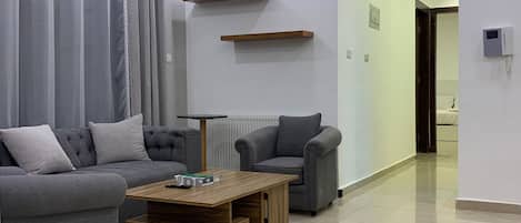 Appartement, 3 chambres, accessible aux personnes à mobilité réduite, fumeur | Salle de séjour