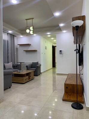 Departamento, 3 habitaciones, con acceso para personas discapacitadas, para fumadores | Sala de estar