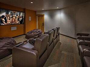 Interior - Cozy 2-bedroom condo in wonderful Breckenridge.  Ski in \ Ski out. On-Site Bar (Breckenridge)