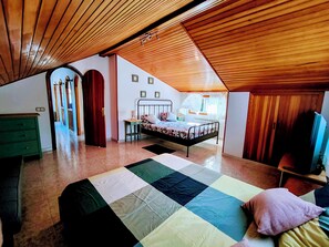 3 bedrooms, iron/ironing board, WiFi, bed sheets - The viewpoint of Monte Bouza, Samieira (Monte Bouza)